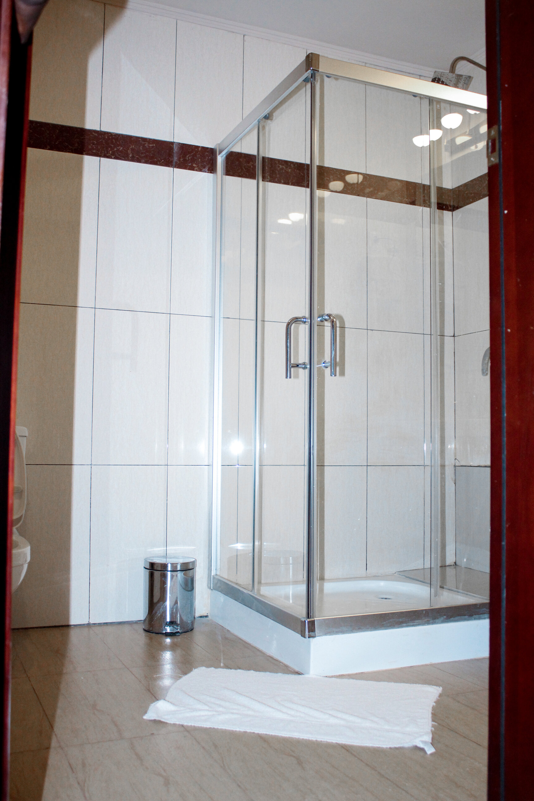https://tropitel-gitega.com/storage/1684919405_presidential_suite_13_700.jpg